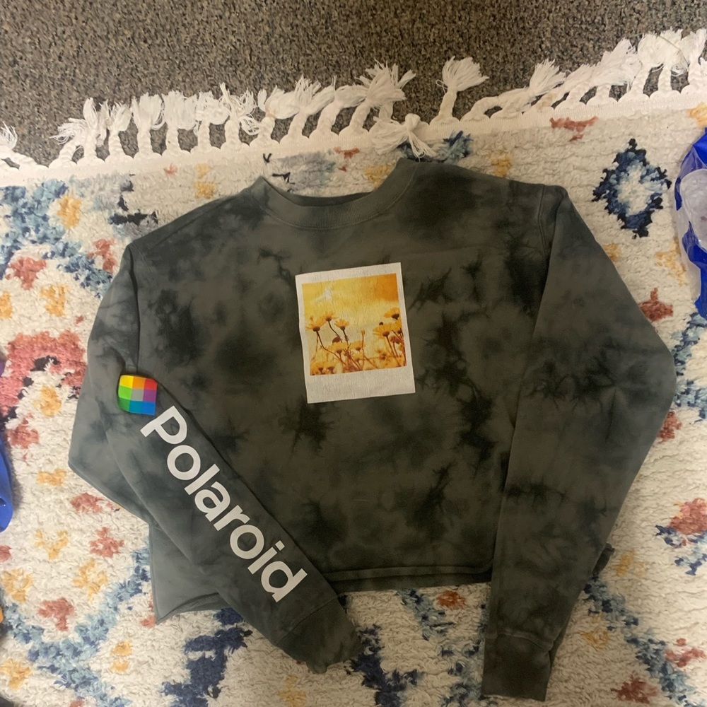Green Polaroid crop top